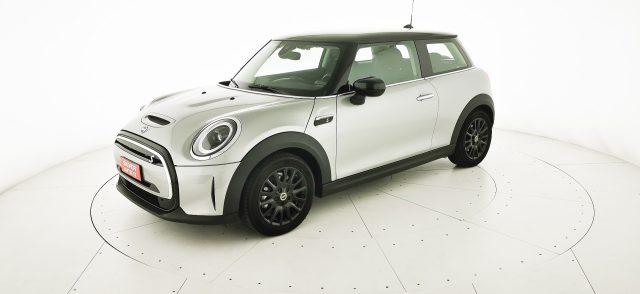 MINI Cooper SE Essential