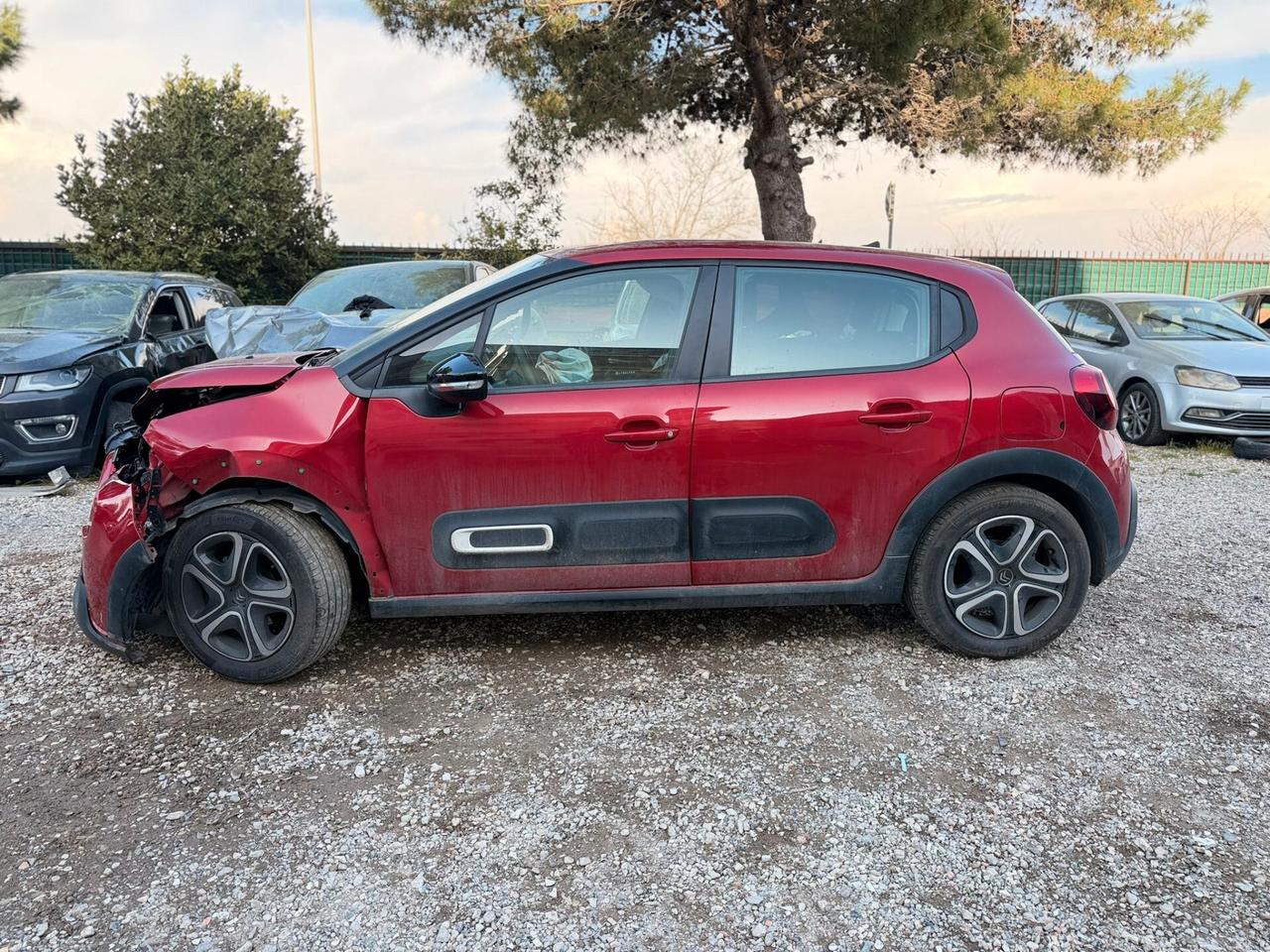 Citroen C3 PureTech 83 S&S Shine sinistrata