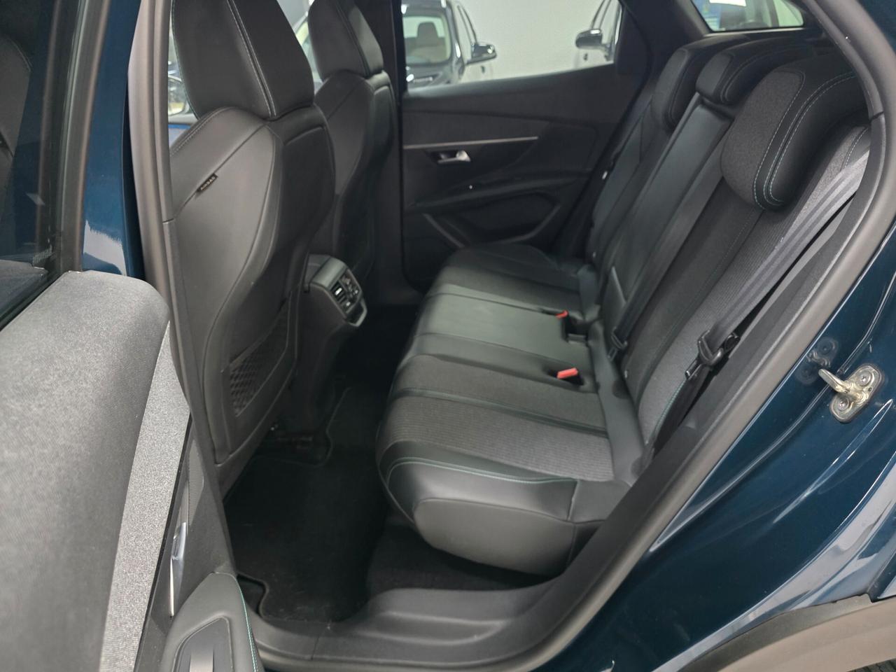 Peugeot 3008 BlueHDi 130 S&S Allure