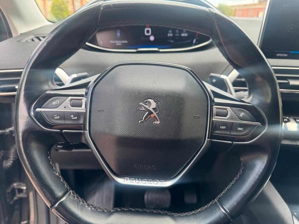 Peugeot 3008 BlueHDi 130 S&S EAT8 Allure