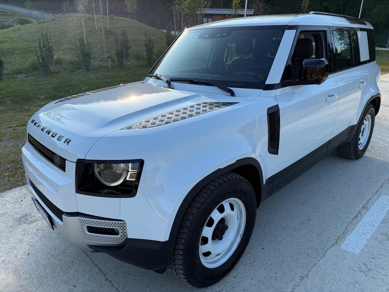 Land Rover Defender 250 CV - SUBENTRO LEASING