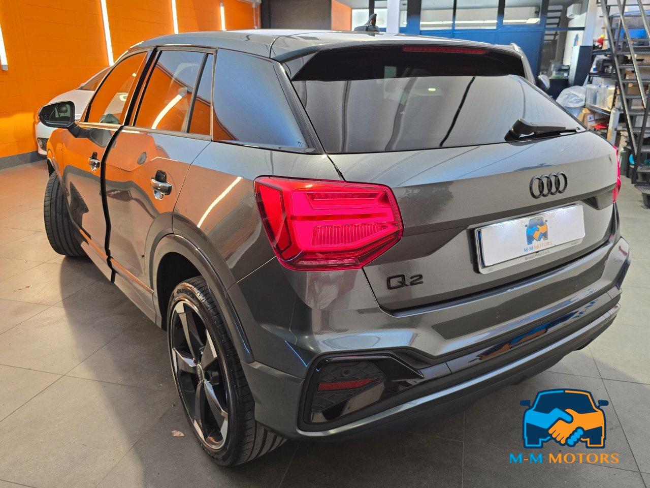 Audi Q2 35 1.5 tfsi Identity Black s-tronic