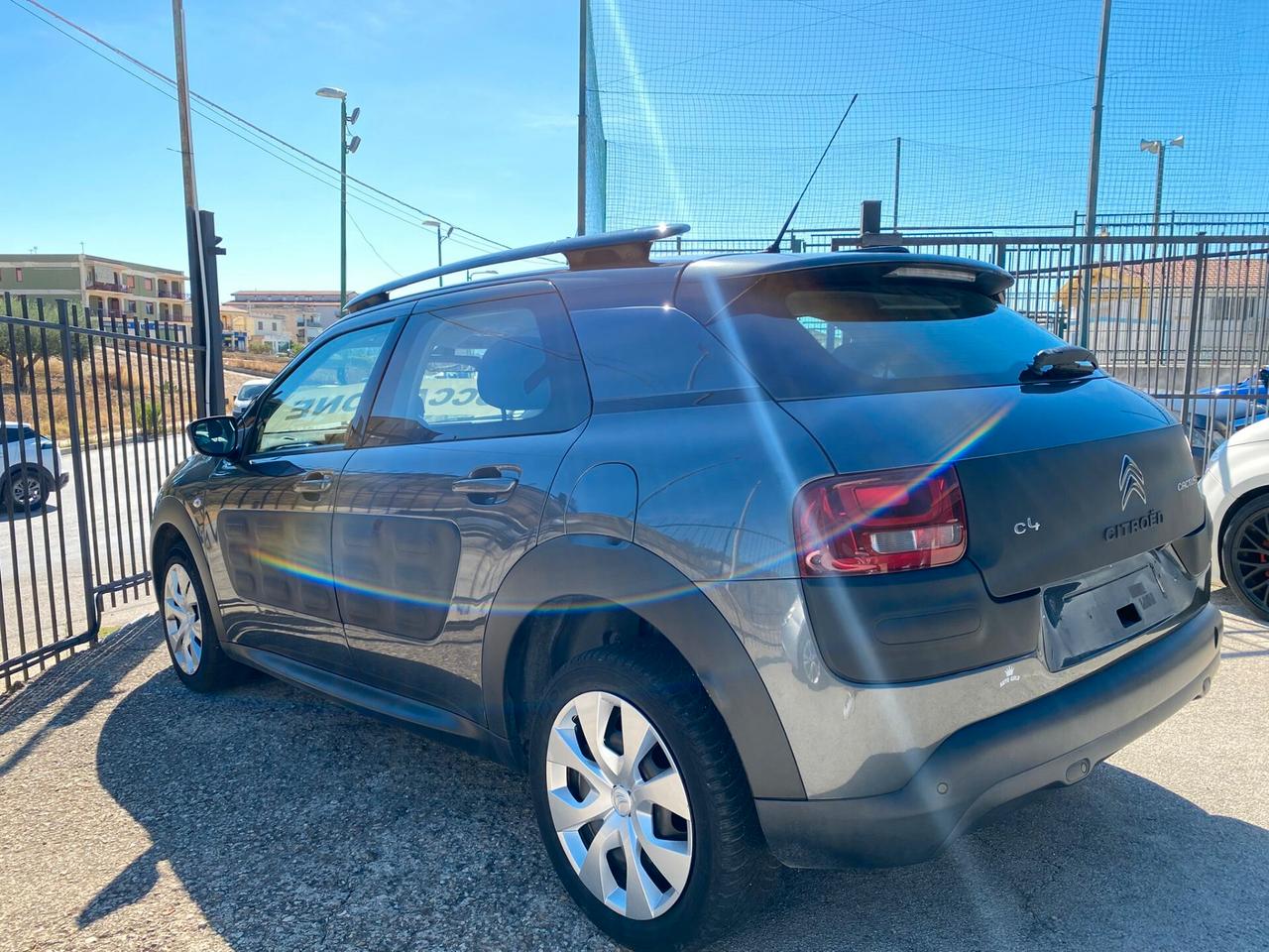 Citroen C4 Cactus BlueHDi 100 S&S Live