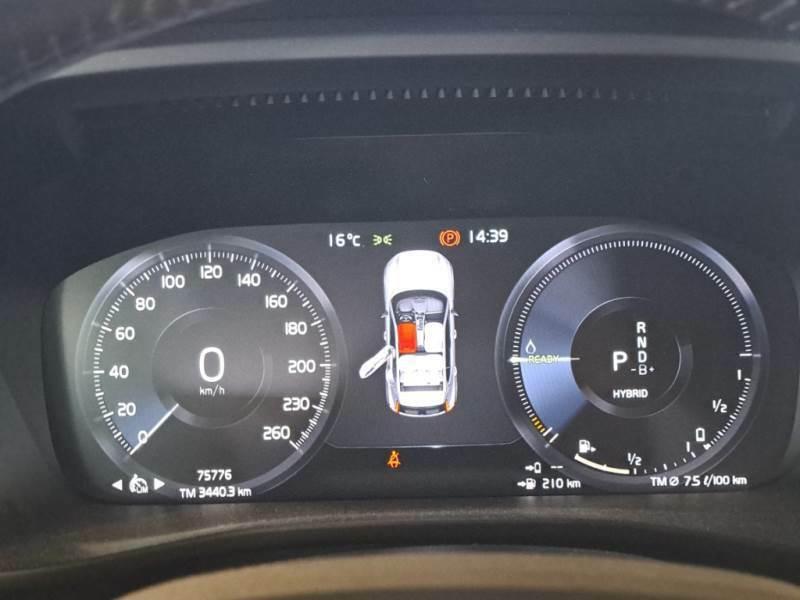 VOLVO XC40 T5 Plug-in Hybrid auto Recharge Inscription Expression