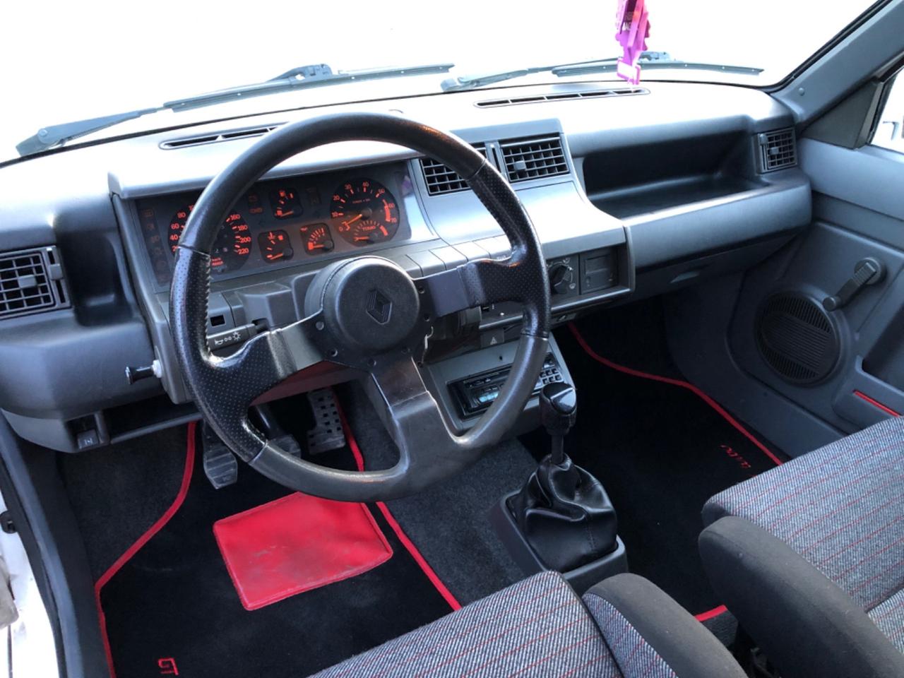 Renault Super 5 GT TURBO