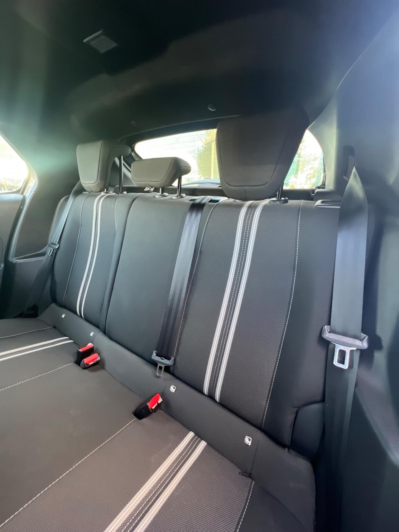 Opel Corsa 1.2 GS 75CV - possibilità noleggio no scoring