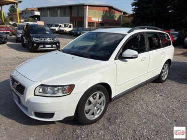 VOLVO - V50 1.6d drive R-design-POCHISSIMI KM