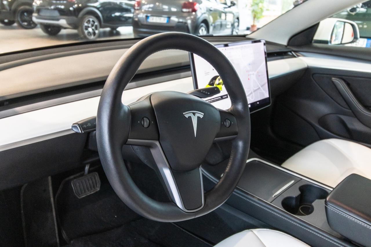 Tesla Model 3 Long Range Dual Motor AWD