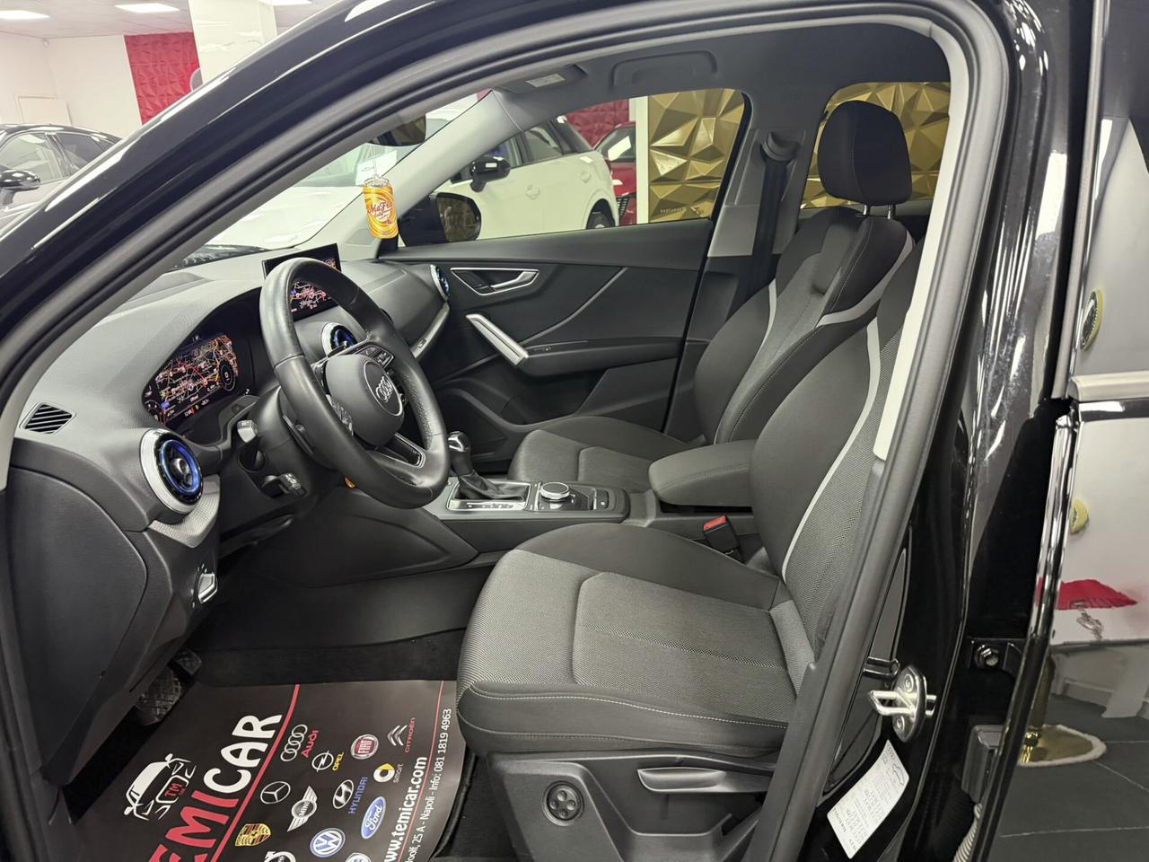 Audi Q2 30 TDI S tronic line Edition IDENTY BLACK