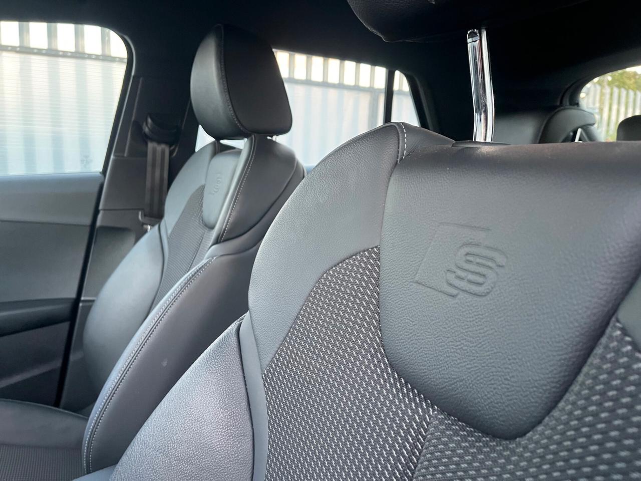 Audi Q2 35 TDI S tronic line Edition