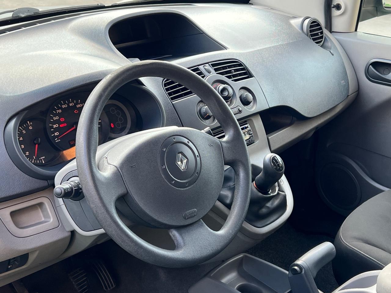 Renault Kangoo 1.5 dCi 75CV F.AP. AUTOCARRO