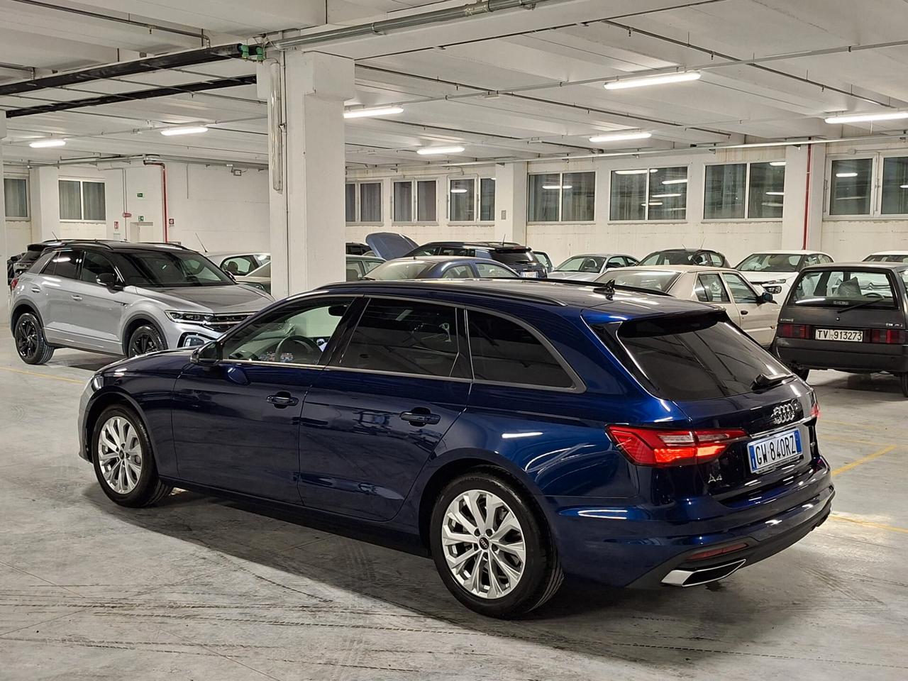 Audi A4 40 2.0 TFSI mhev Business Quattro Avant Stronic
