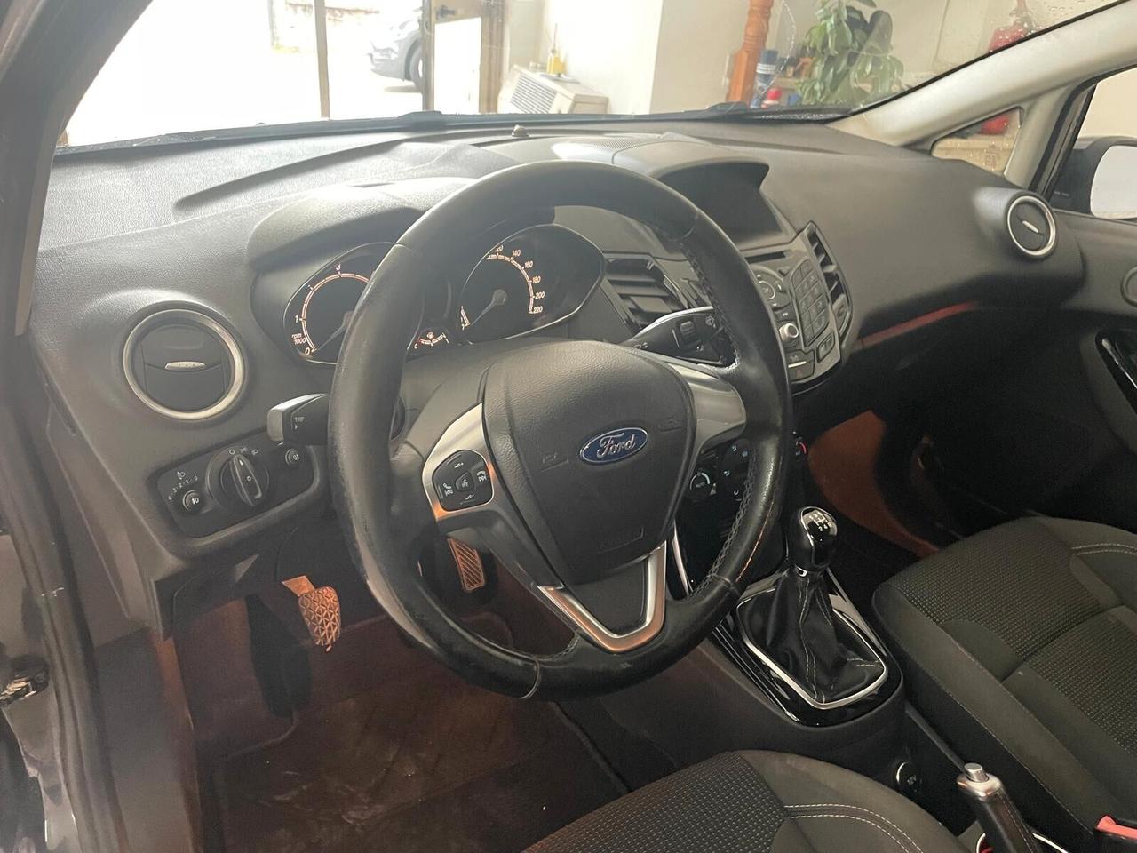 FORD FIESTA 1.5 TDCI 75 CV 5P TITANIUM