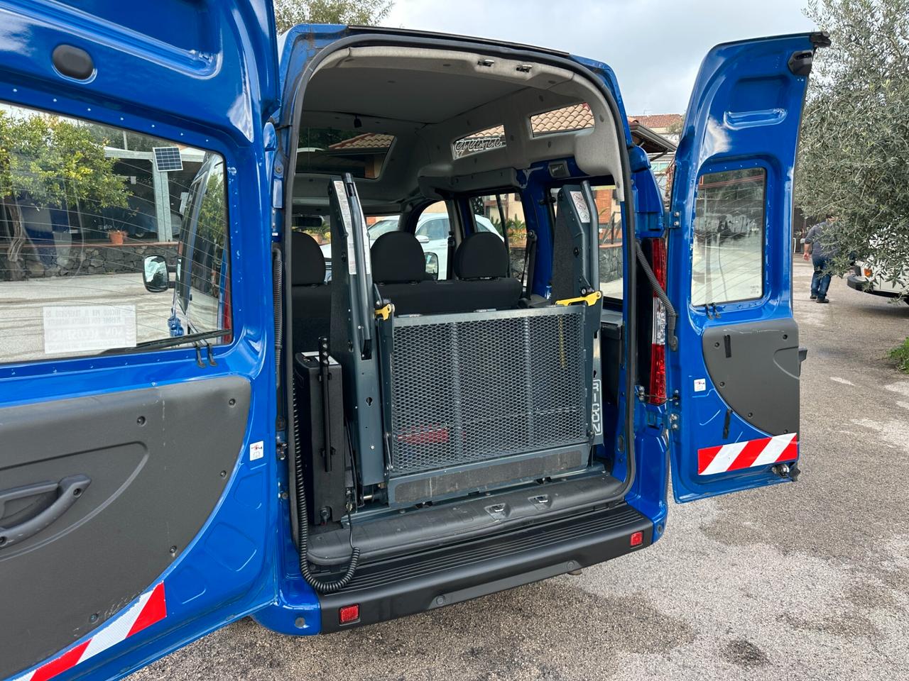 Fiat Doblo Doblò 1.3 MultiJet Malibu — VETTURA PER DISABILI 10/2009 | 26.000 km