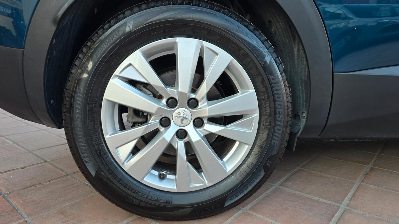 Peugeot 3008 BlueHDi 130 S&S EAT8 Active Pack