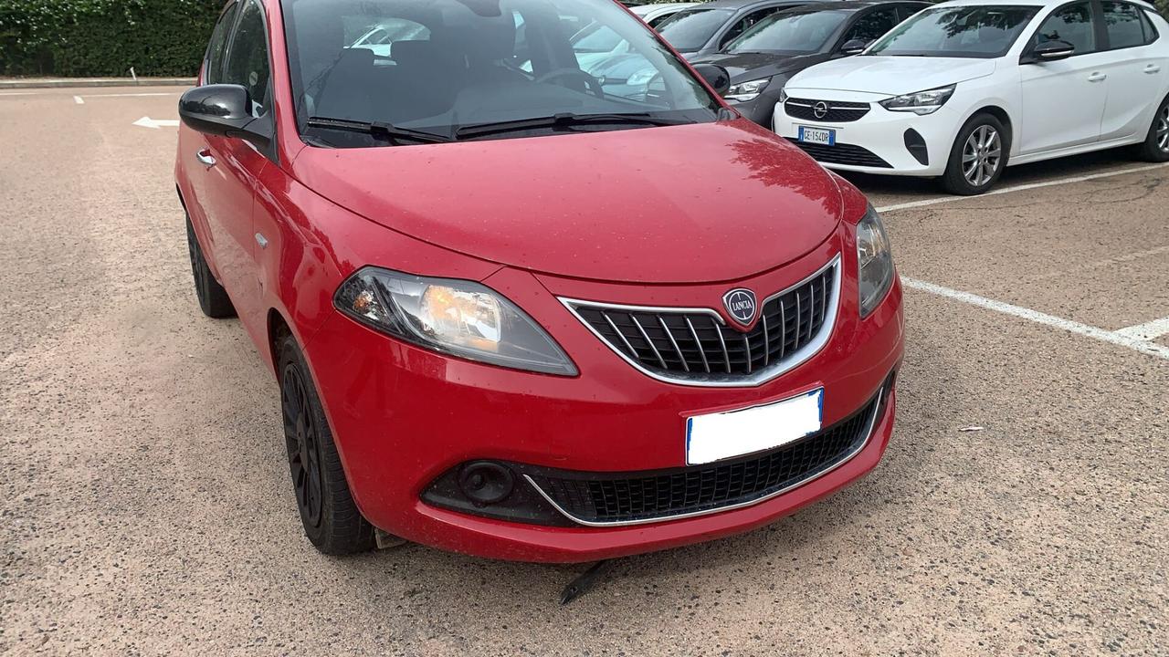 Lancia Ypsilon 1.0 PASSAGGIO INCLUSO