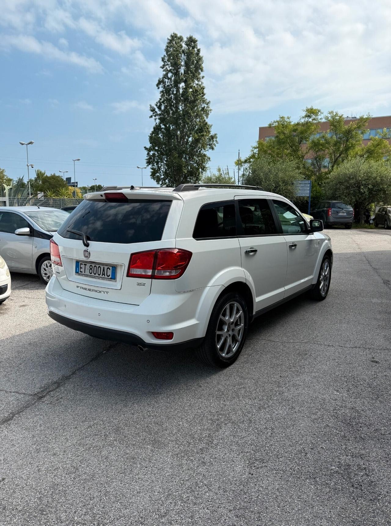 Fiat Freemont 2.0 Mjt 170 CV 4x4 aut. Lounge