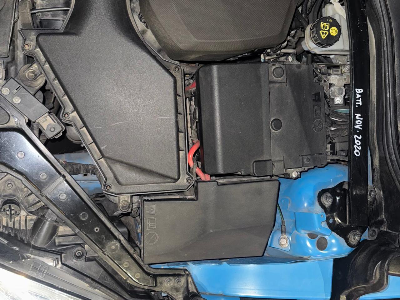 Volvo V40 R Design Momentum 2.0 D4 #9303