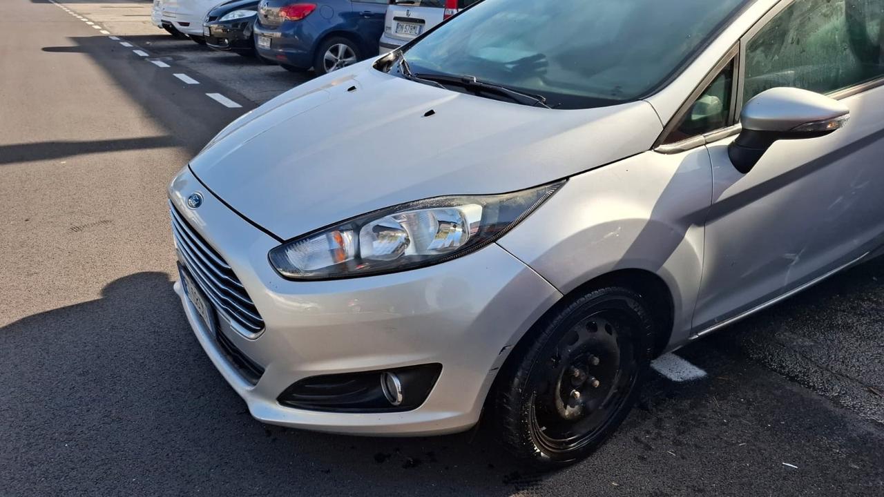 Ford Fiesta Titanium 1.5 gasolio 2013 problemi al motore
