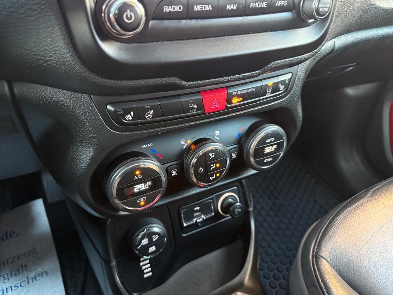 Jeep Renegade 2.0 Mjt 170CV 4WD Active Drive Low Trailhawk