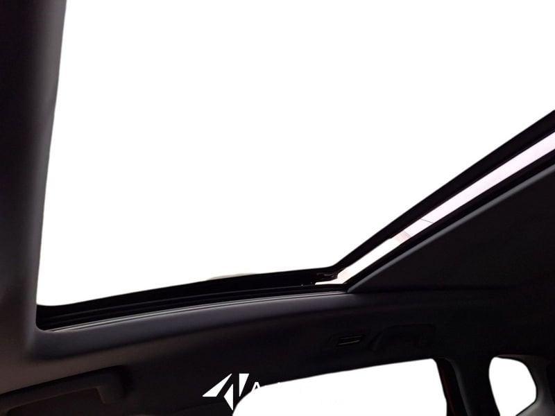 SPORTEQUIPE Sportequipe 8 1.5 Turbo Plug-in Hybrid 317 CV Automatica DHT 7 Posti