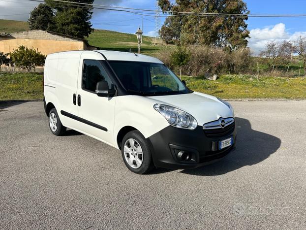 OPEL Combo 5ª serie - 2018