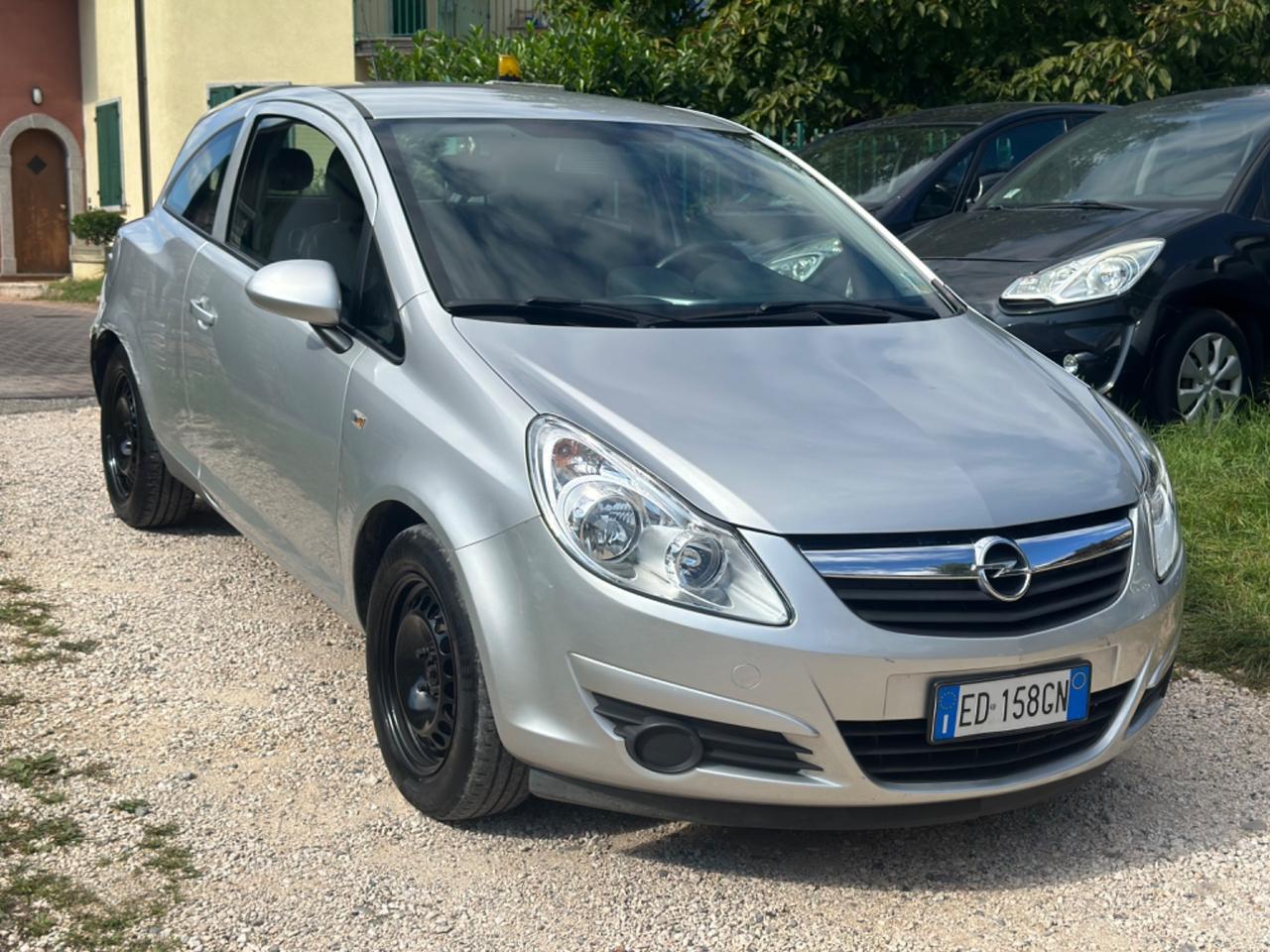 Opel CORSA 1.2 EDITION KMCERT NEOPAT GARANZ