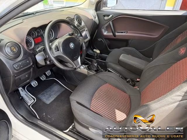 ALFA ROMEO MiTo 1.4 T 155 CV Distinctive Premium Pack