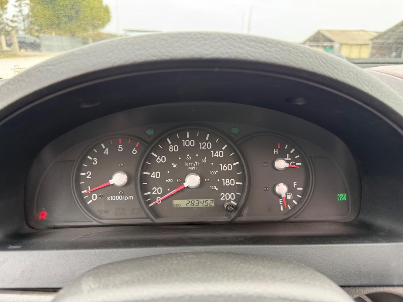 Kia Sorento 4x4 2.5 crdi autocarro 5posti