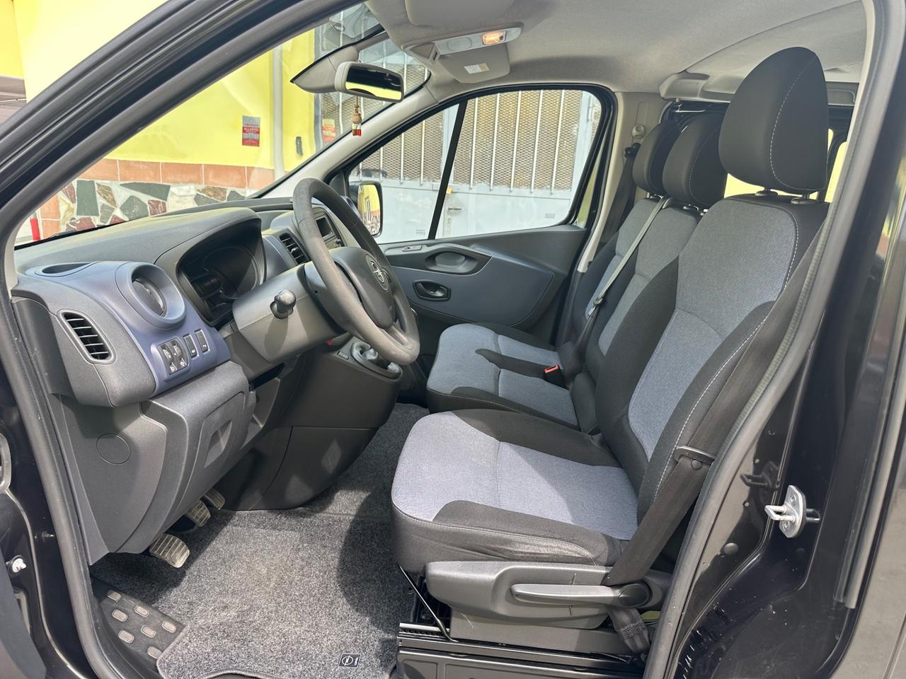 Opel Vivaro 1.6 BiTurbo 9 Posti Trasporto Disabili -2018
