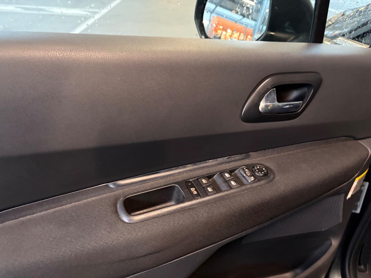 Peugeot 5008 2.0 HDi 150CV euro5 - 2010 7 posti