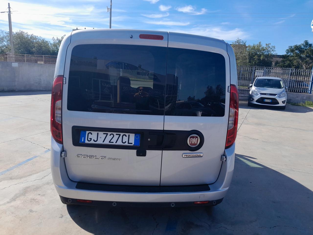 DOBLO' POSTI 1.6 MJT 120CV MAXI N1 LOUNGE