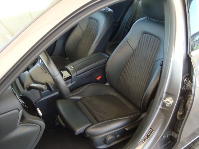 Mercedes-benz A 200 d Automatic Sport 2021
