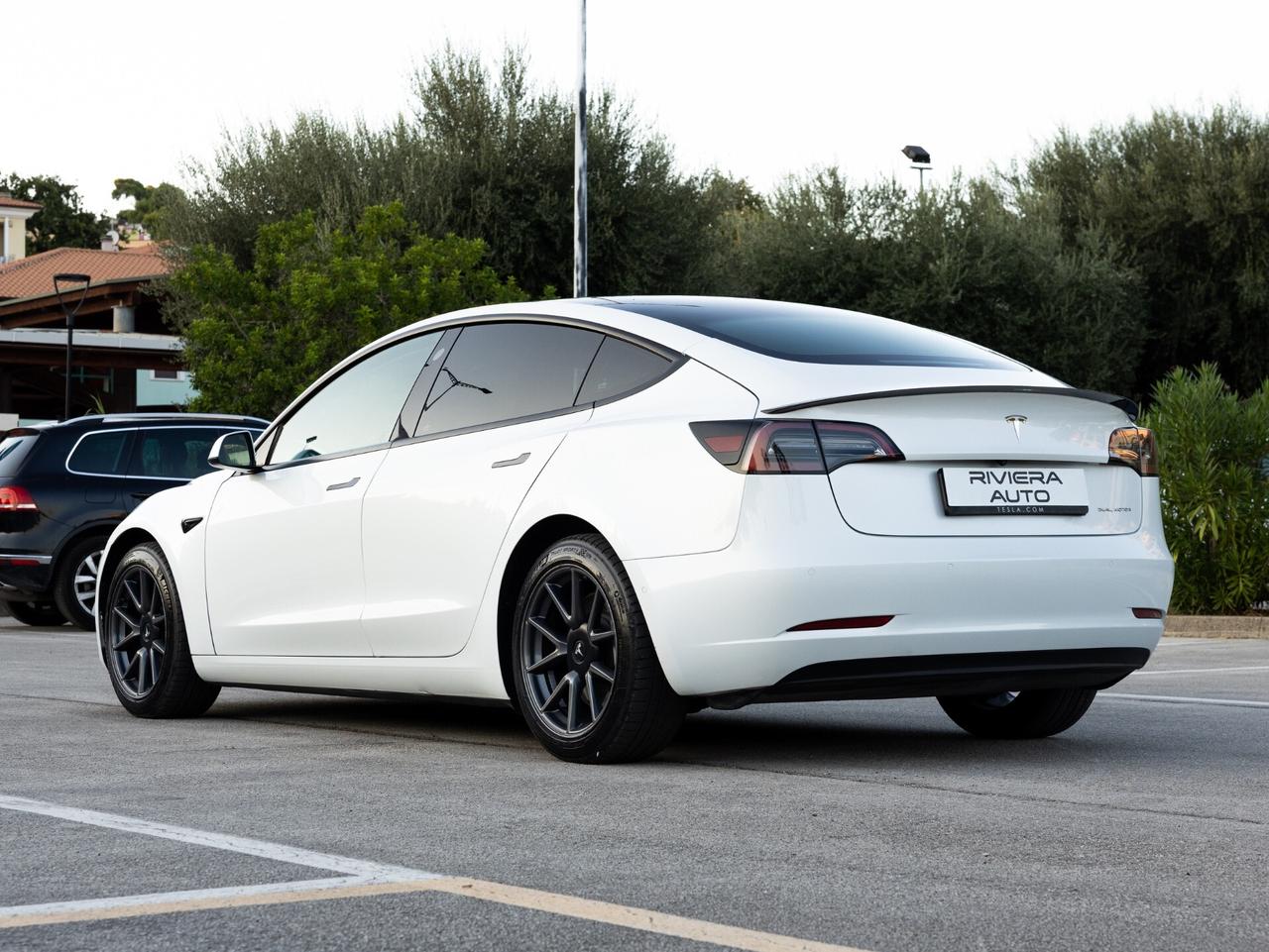 Tesla Model 3 Long Range Dual Motor AWD