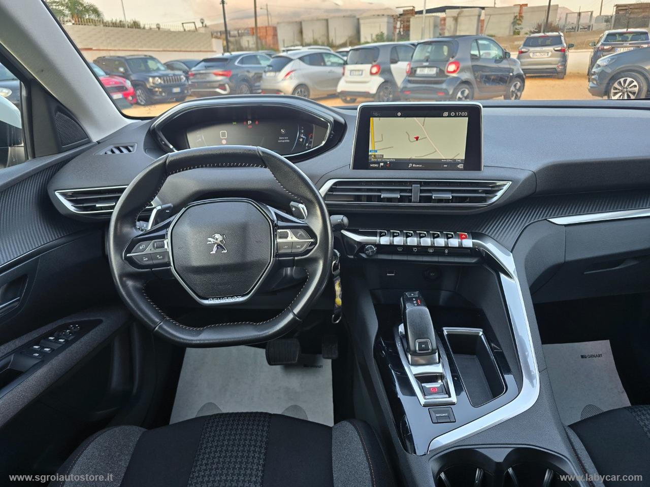 PEUGEOT 3008 BlueHDi 130 S&S EAT8 Business