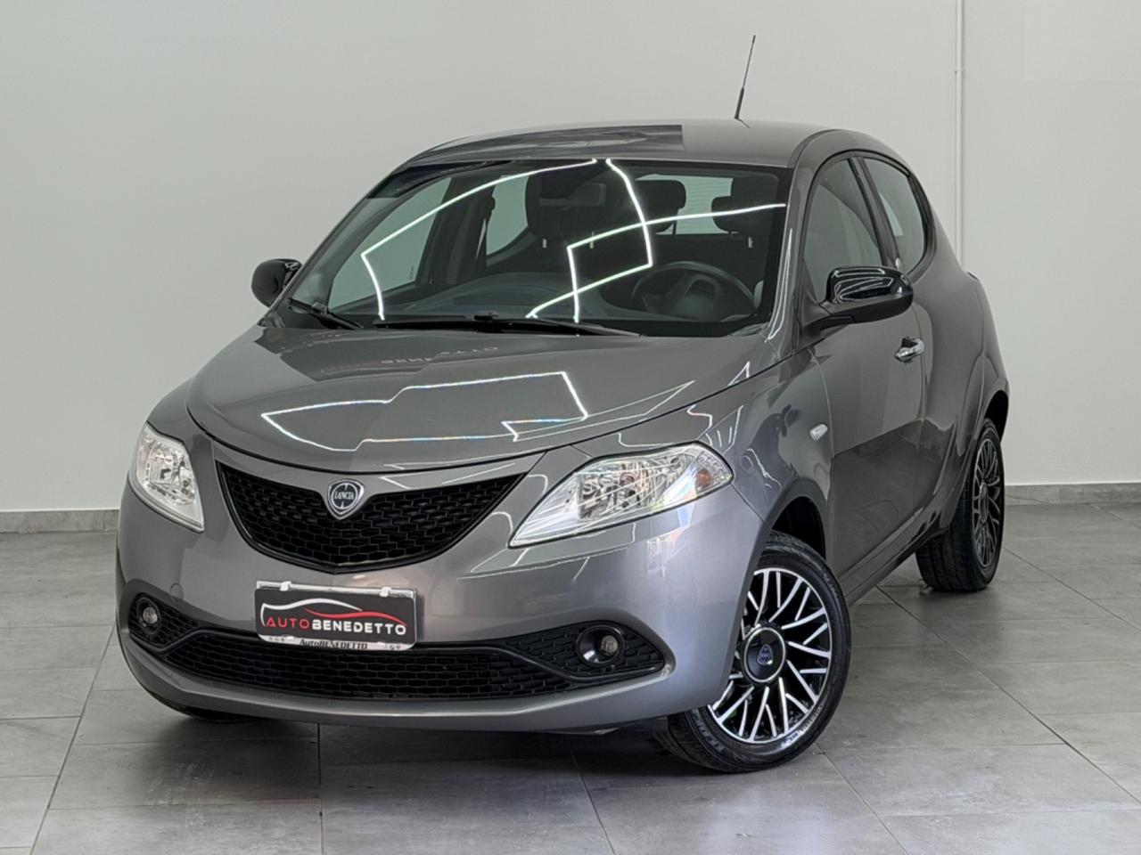 Lancia Ypsilon 1.2 69 CV GPL Ecochic Gold 10.2019