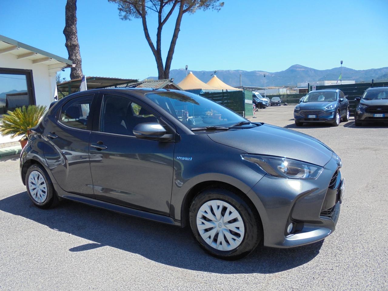 Toyota Yaris 1.5 Hybrid 5 porte Business