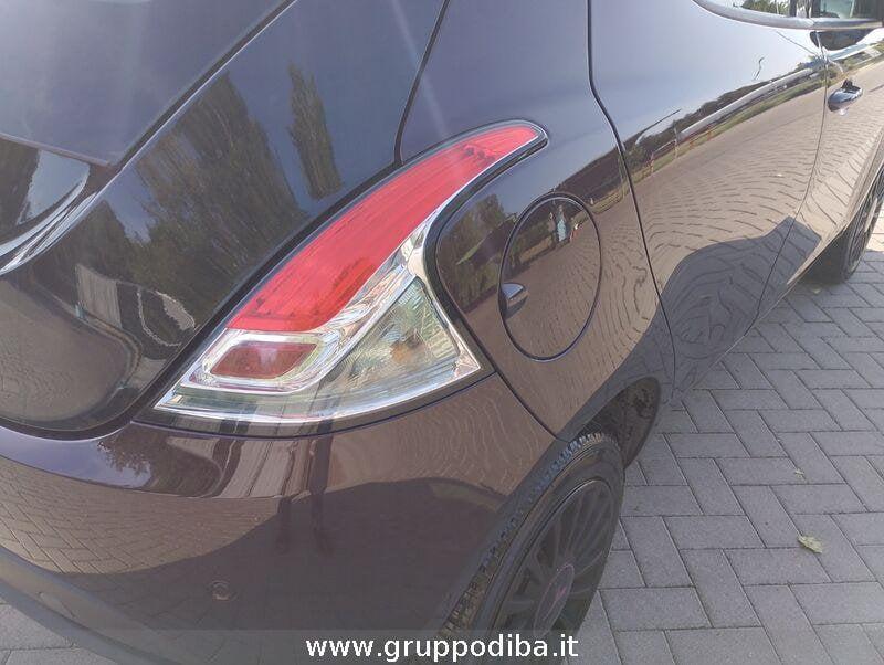 Lancia Ypsilon III 2011 Benzina 0.9 t.air elefantino ecochic metano 80cv