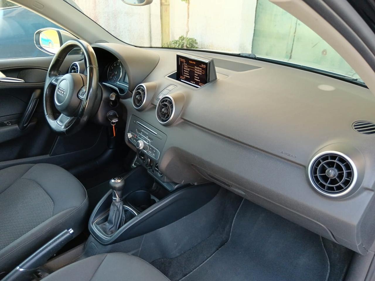 Audi A1 1.0 TFSI ultra Design S-LINE