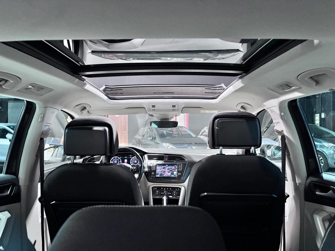 Volkswagen Tiguan Tetto+Matrix+Cockpit