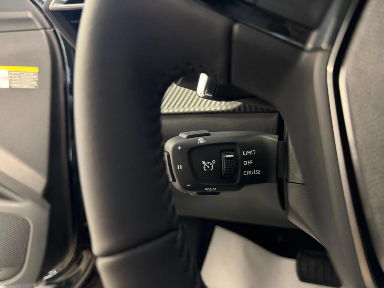Peugeot 2008 Hybrid 145 e-DCS6 Allure