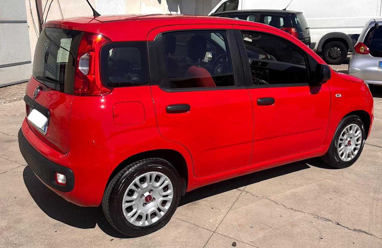 Fiat Panda 1.3 MJT 95 CV S&S Lounge 2018