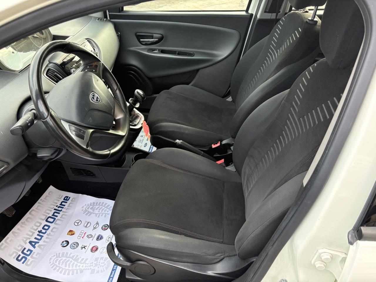 Lancia Ypsilon 1.2 69 CV 5 porte GPL Ecochic Gold