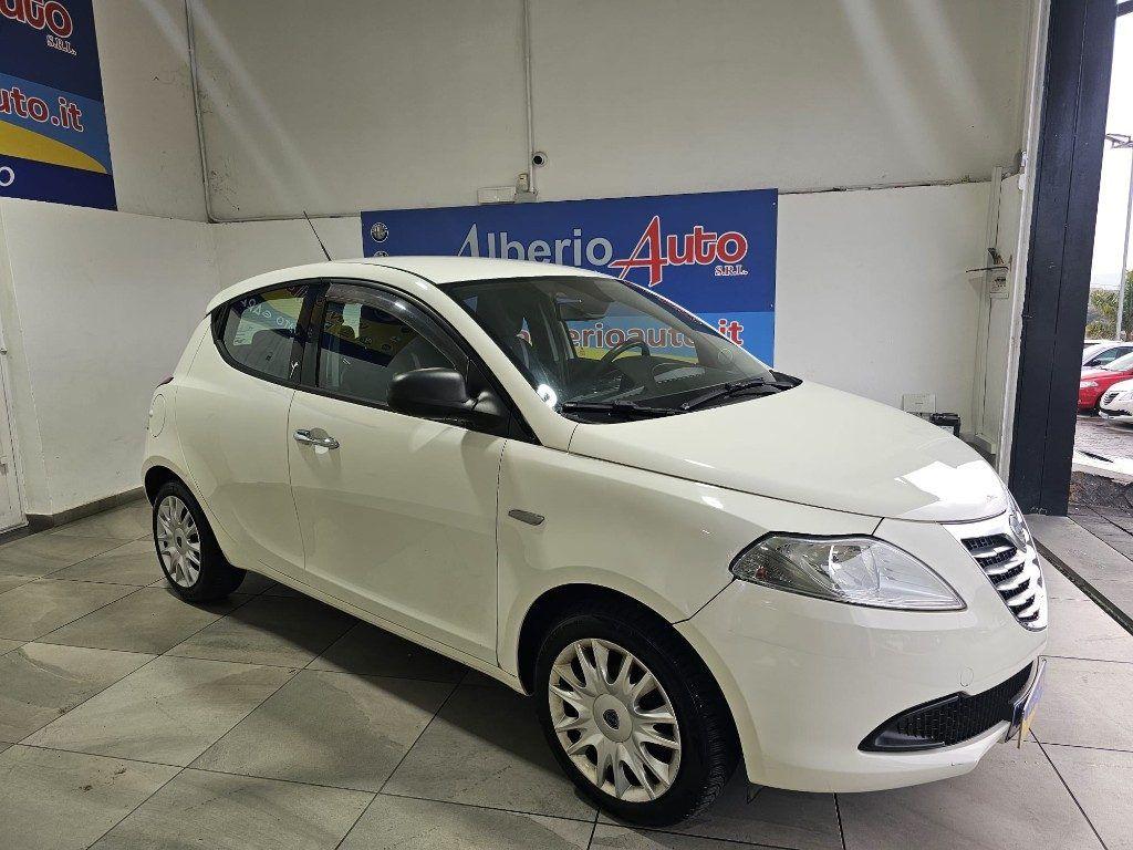 Lancia Ypsilon 1.2 69 CV 5 porte Silver