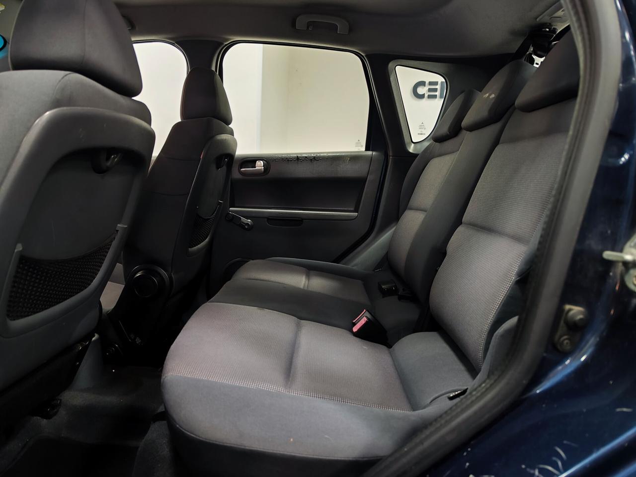 Mitsubishi Colt 1.1 75cv 12V 5p. Inform