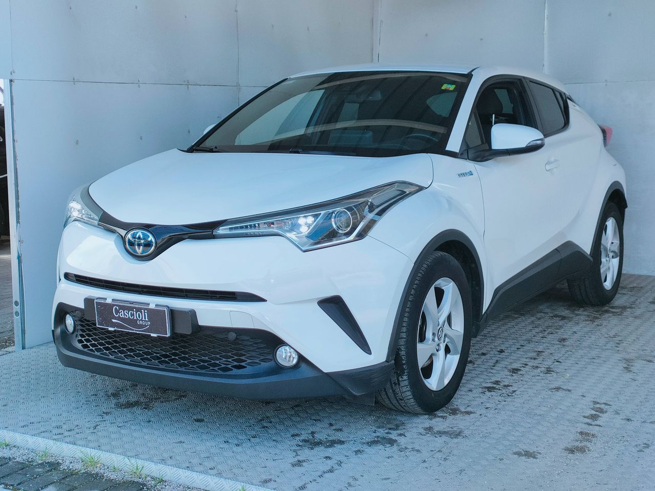 TOYOTA C-HR 2016 C-HR 1.8h Active 2wd e-cvt