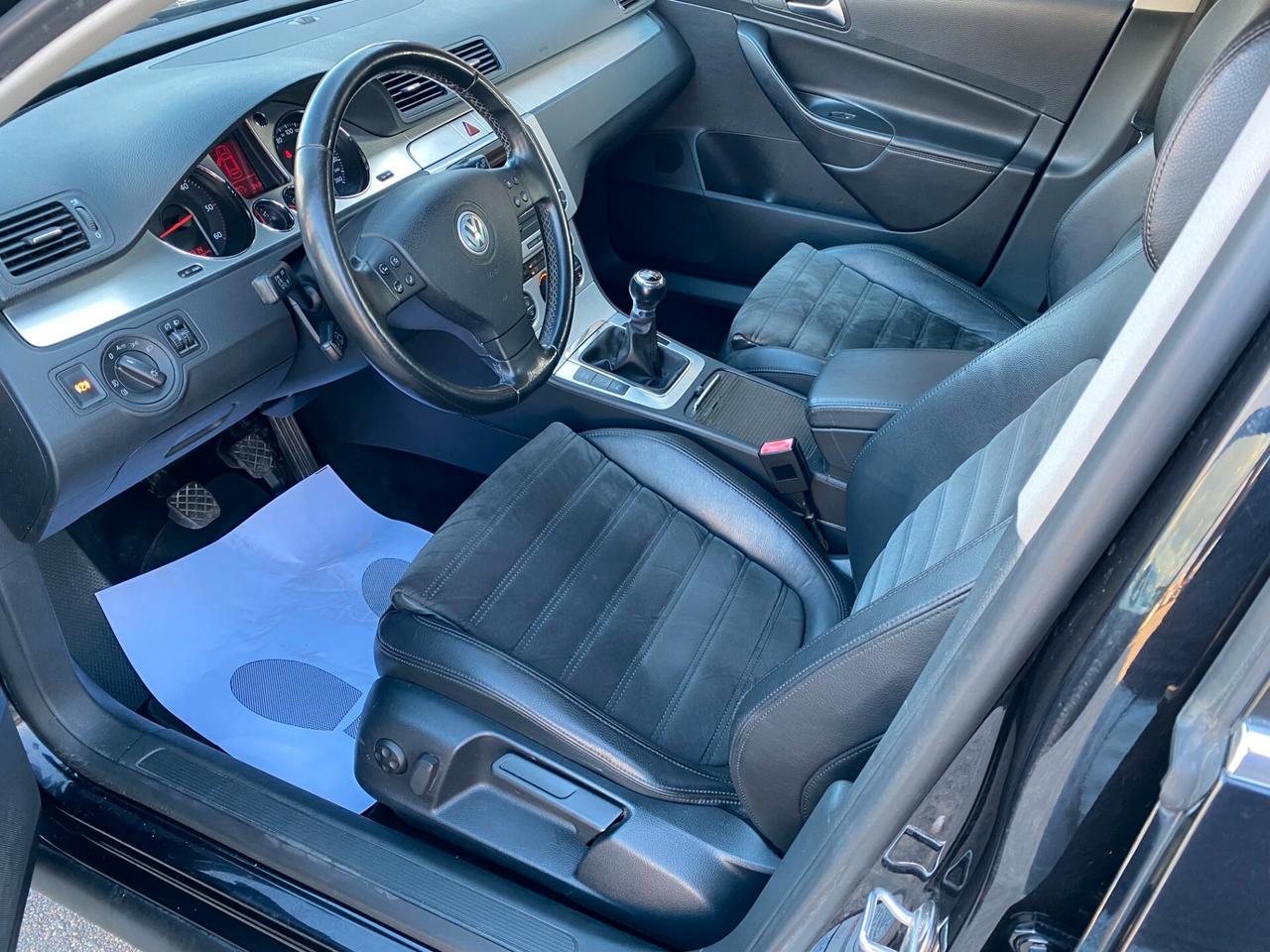 VOLKSWAGEN Passat SW 2.0 TDI UNIPRO'