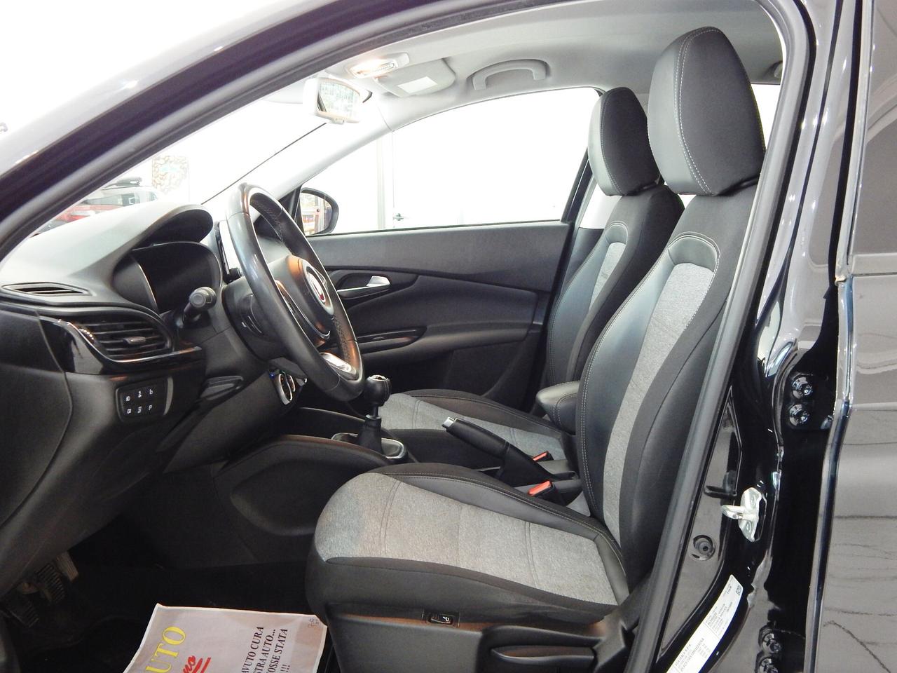 Fiat Tipo 5p 1.6 mjt Cross S&S NAVI-PARK-RADAR-LED