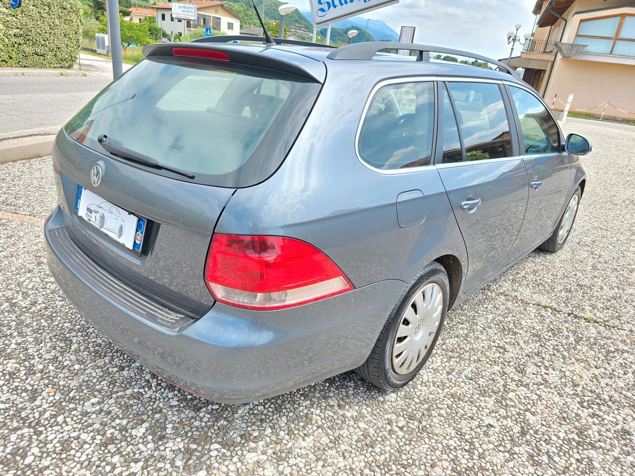 Volkswagen Golf Var. 1.6 Trendline BiFuel GPL