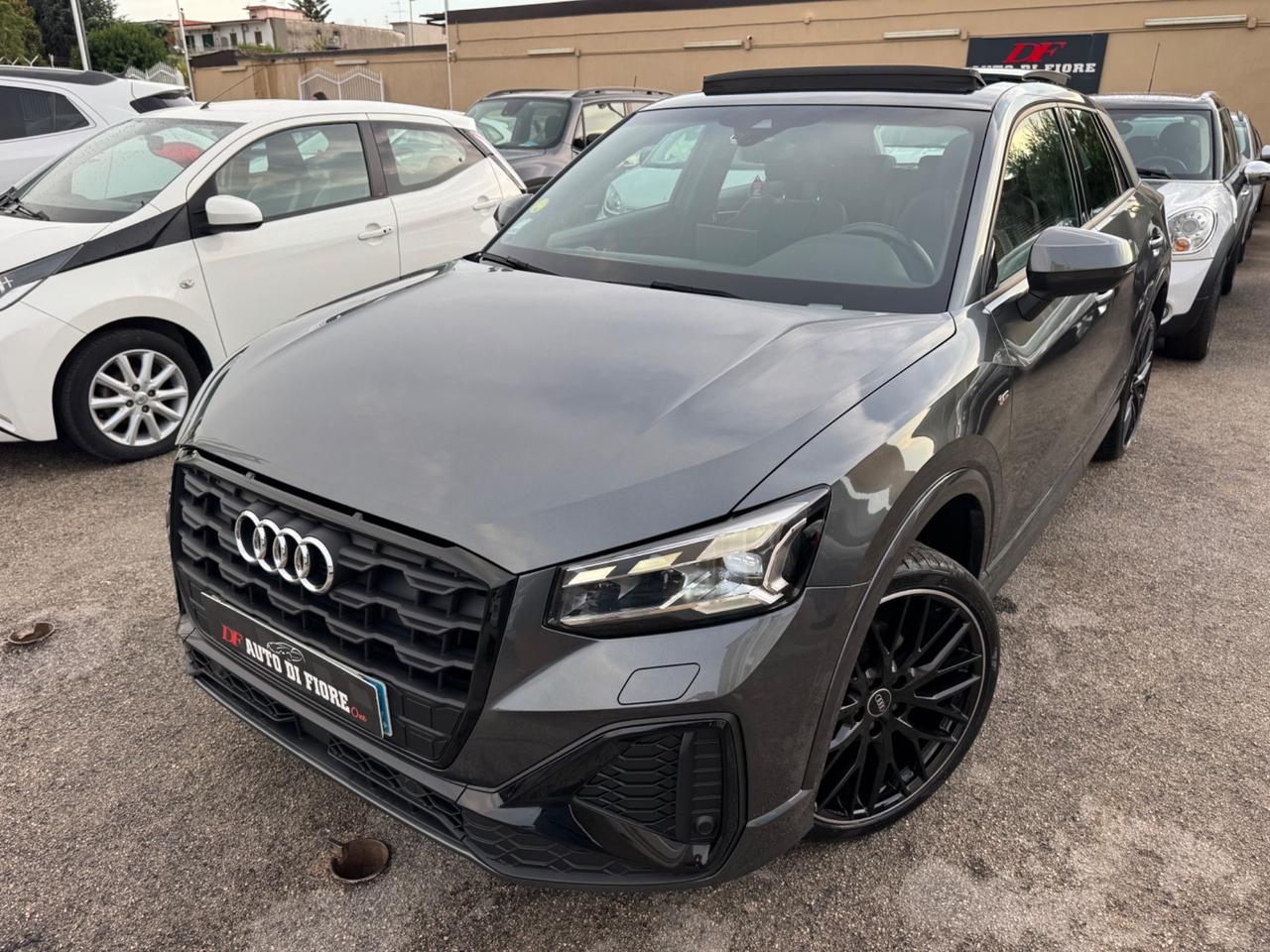 Audi Q2 30 TDI 116CV S tronic S-line Edition COCKPIT tetto